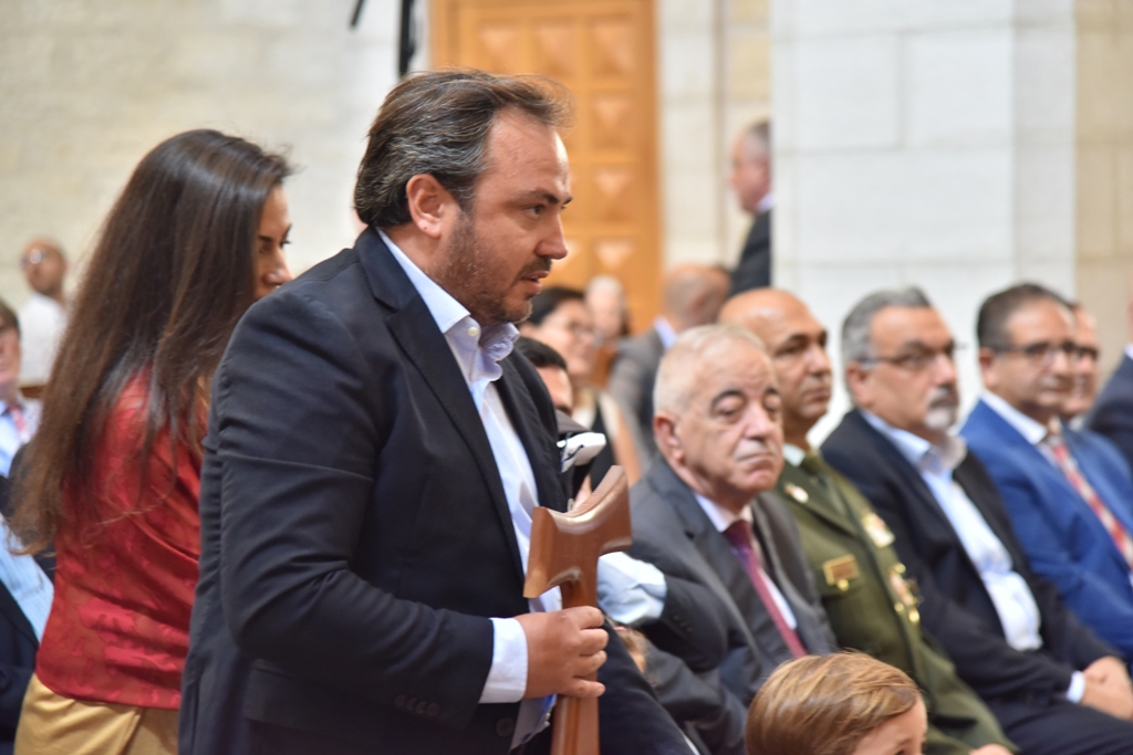 سلمان يمنح الاب فلتس مواطنة الشرف لمدينة بيت لحم في احتفال اليوبيل الفضي لرسامته الكهنوتية 