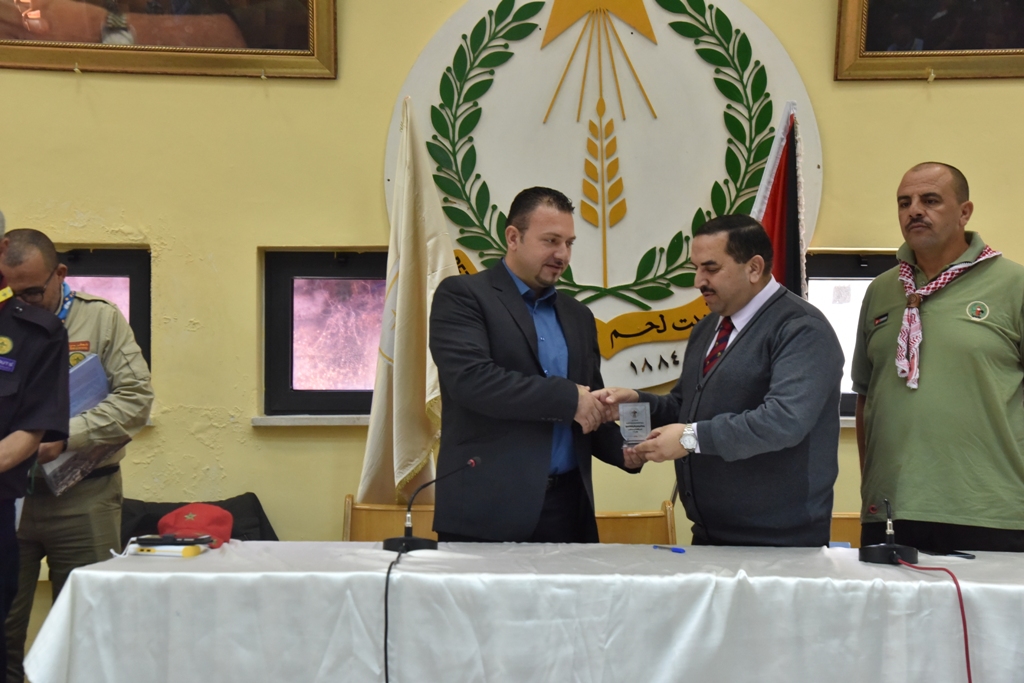 بلدية بيت لحم تستقبل مجموعات كشفية فلسطينية وعربية
