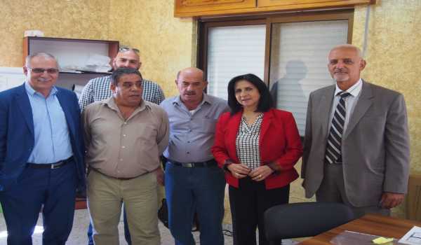رئيسة بلدية بيت لحم تجتمع مع بعثة الأمم المتحدة واللجنة الوطنية لسجل اضرار الجدار 