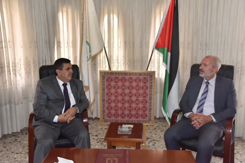 سلمان يستقبل القنصل البلجيكي العام في القدس برونو جانز 