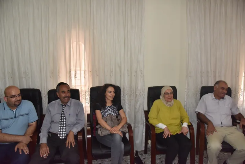 رئيس بلدية بيت لحم يستقبل مديرة وطاقم مستشفى بيت جالا الحكومي 