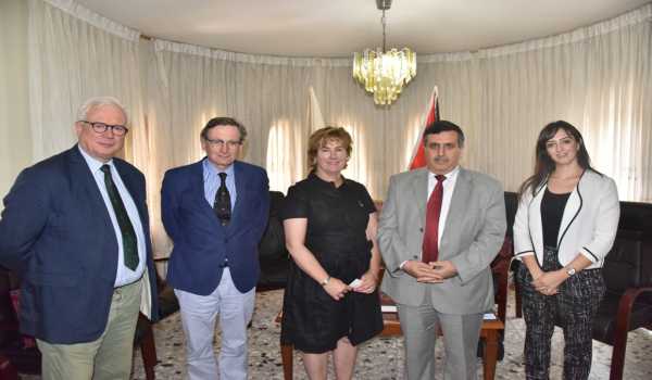 لقاء يجمع بين رئيس بلدية بيت لحم وسفيرة منظمة مالطا ذات السيادة