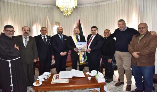 تعيين رئيس بلدية بيت لحم عضواً  أكاديمياً  فخرياً في أكاديمية بونيفاتشانا الإيطالية 